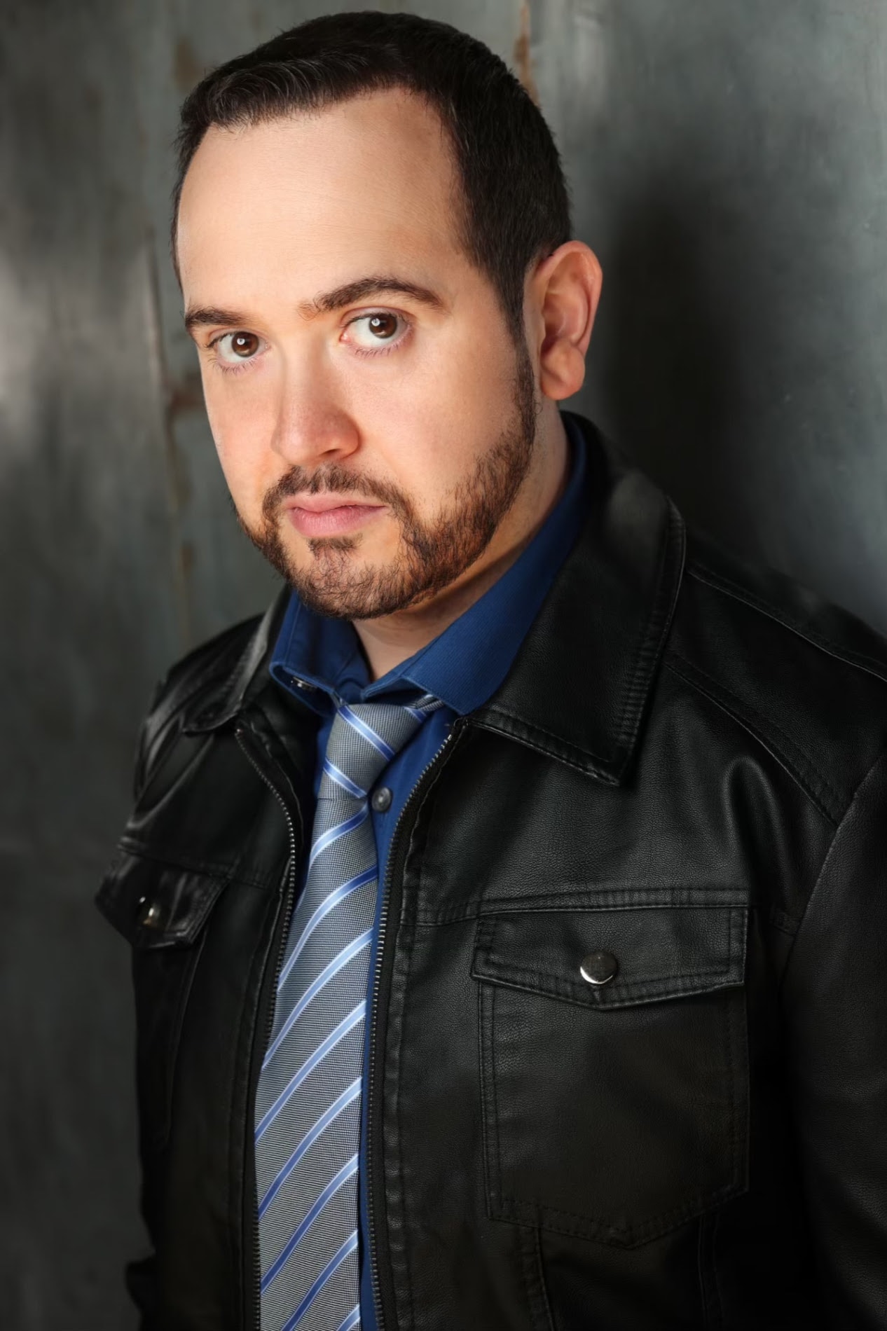 Ivan Devora headshot