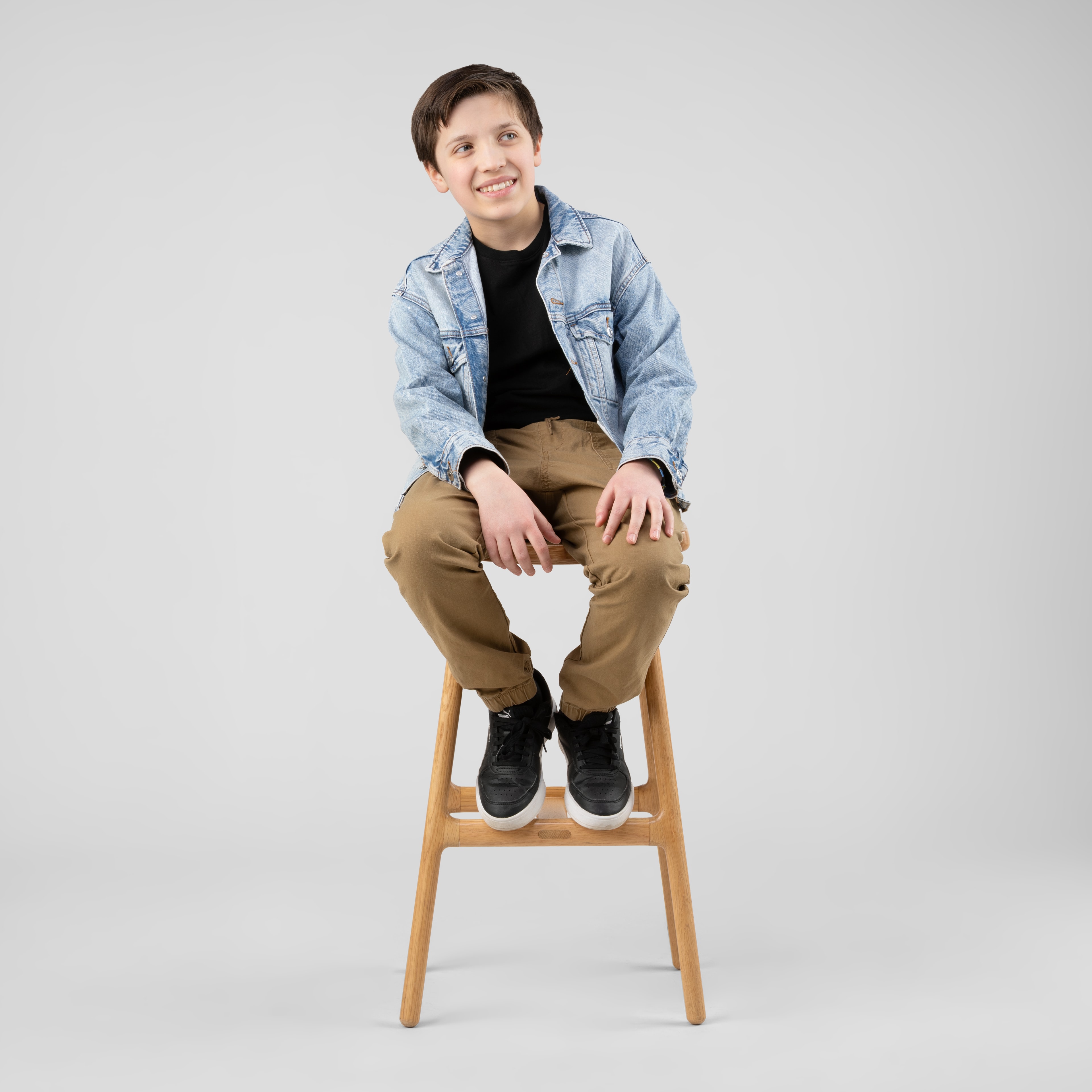 Maddox Tabalba headshot